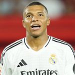 Patrice Evra tacle violement Kylian Mbappé !