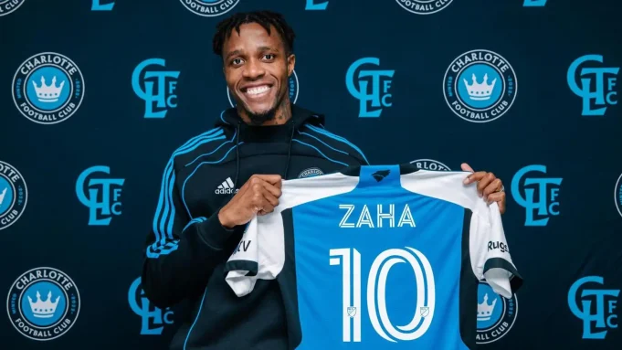 Officiel : Wilfried Zaha quitte l'OL et s'engage avec un autre club