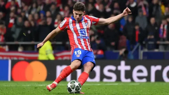 Atletico - Real Madrid : Julian Alvarez contredit l'UEFA !