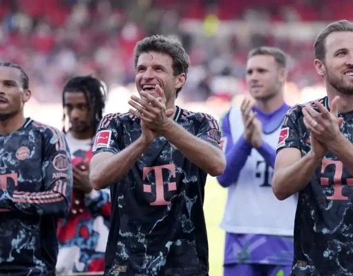 Bundesliga : l'entraîneur d'Augsbourg prêt à aider le Bayern pour le titre ?