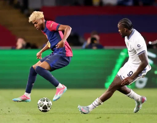 Barça - Inter Milan : Marcus Thuram tacle Lamine Yamal !