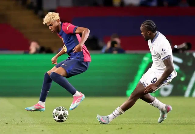 Barça - Inter Milan : Marcus Thuram tacle Lamine Yamal !