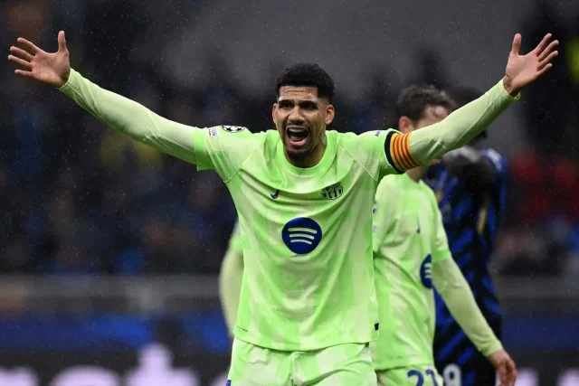 barca-accuse-apres-lelimination-ronald-araujo-se-lache Barça : accusé après l'élimination, Ronald Araujo se lâche !